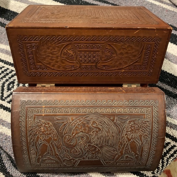 Vintage Other - Vintage tooled leather jewelry box - special rare